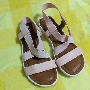 Report girls shoes size 2